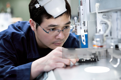 Học nghề điện tử ở Hàn bạn có nhiều việc làm ở khu công nghiệp