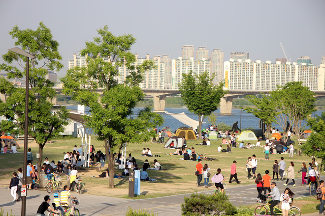 Khám phá vẻ đẹp sông Hàn tại Seoul