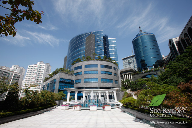 Khuôn viên view cực đẹp của đại học Seokyeong
