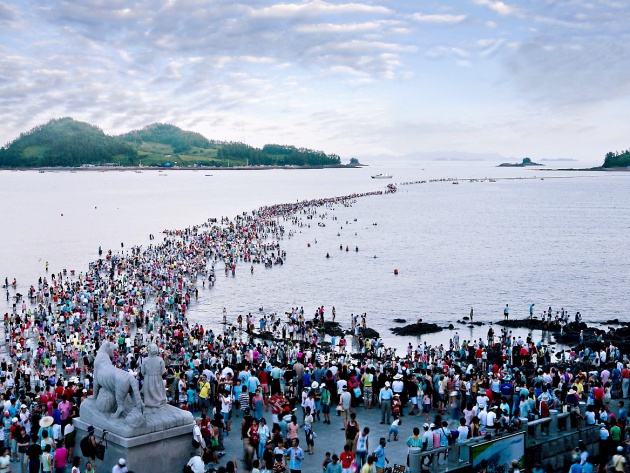 Lễ hội “Jindo Miracle Sea Road Festival”