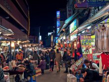 Khung cảnh Chợ đêm Hàn Quốc Dongdaemun